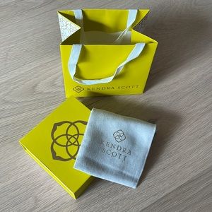 Kendra Scott Pouch